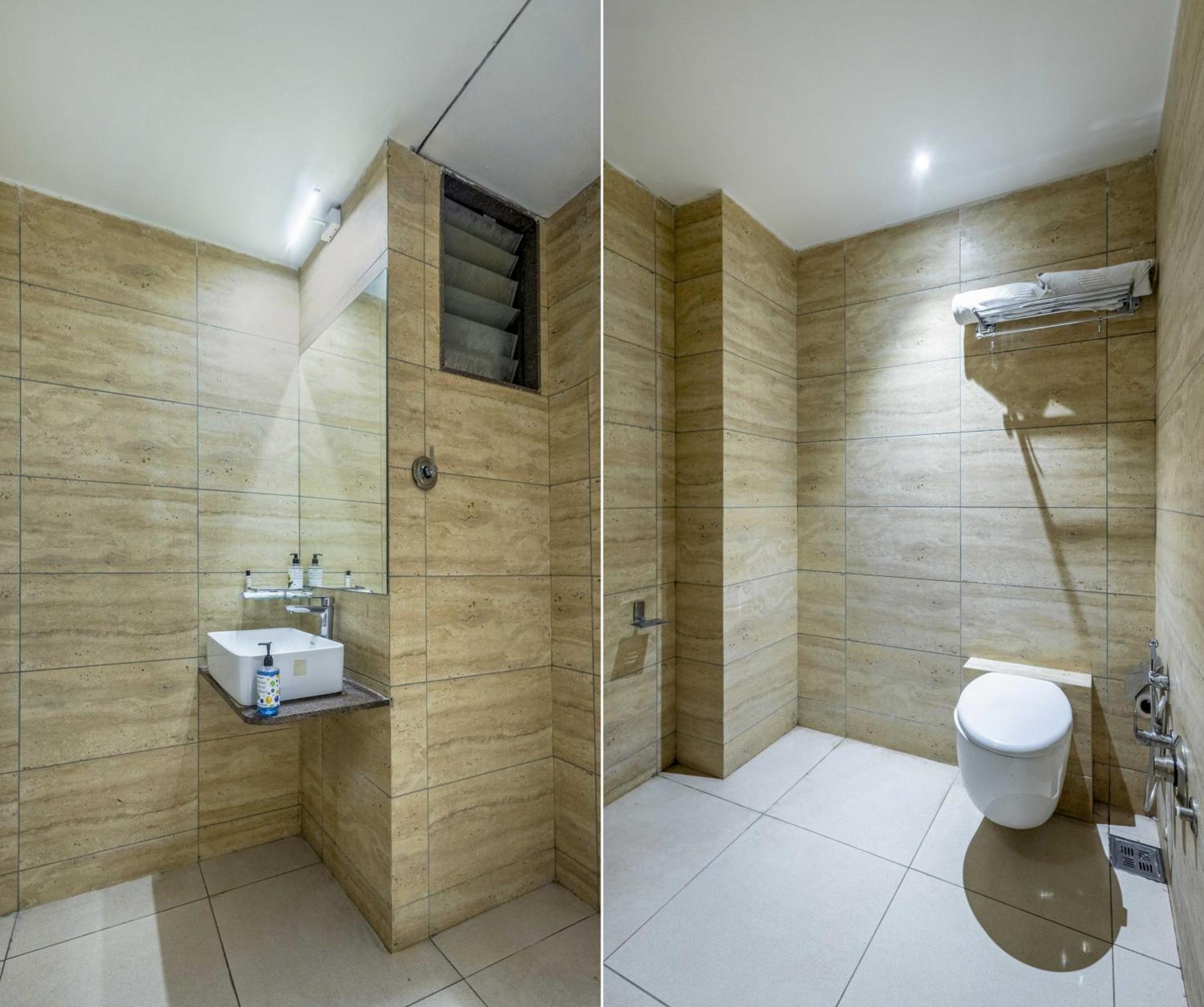 Treebo Blue Moon Hotel Gandhinagar Exterior photo